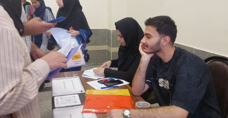 حضور مرکز مشاوره ، سلامت و سبک زندگی دانشگاه در فرایند ثبت نام دانشجویان جدیدالورود